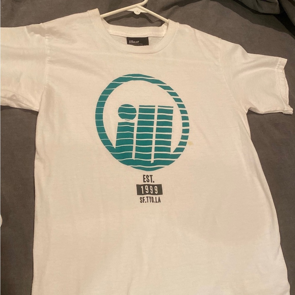 illest womens T-shirts